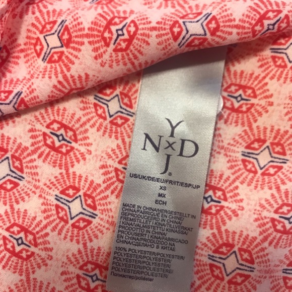 Pink Patterned Women's Top - Picture 5 of 7